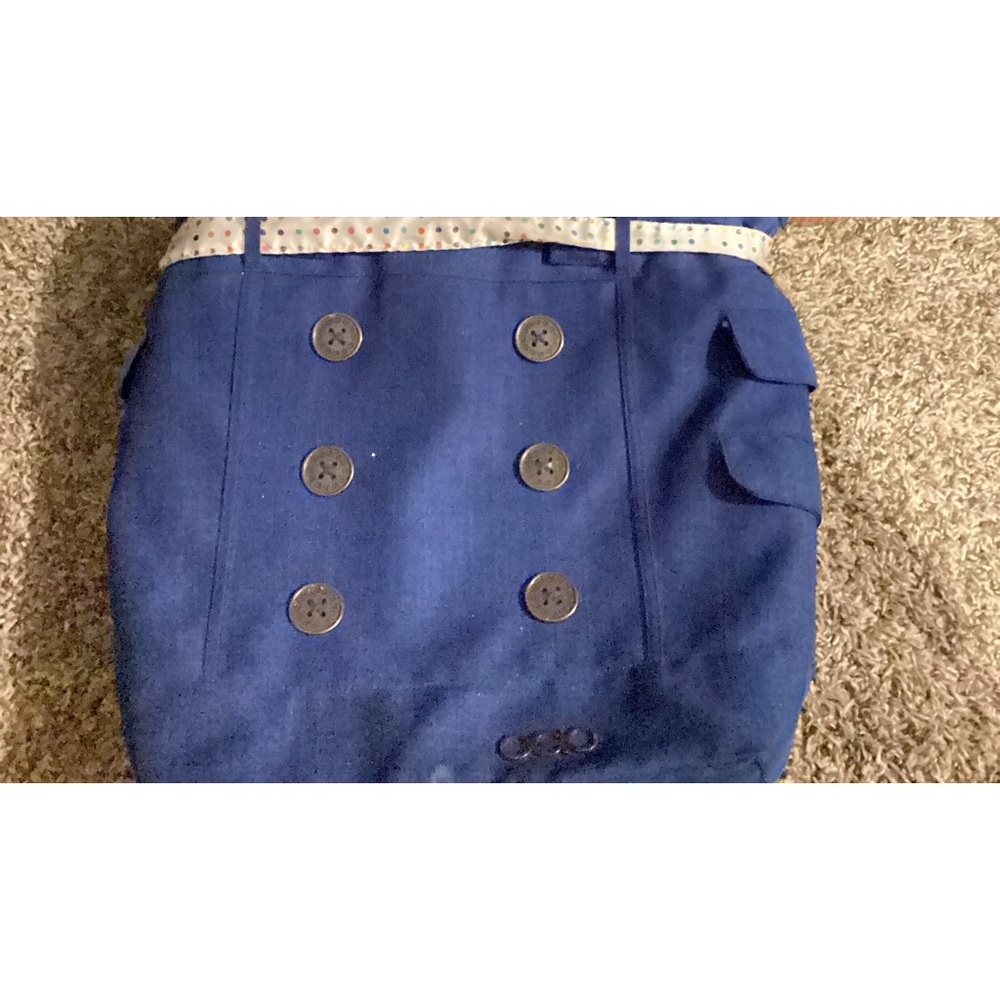 Fashion diaper/shoulder bag.